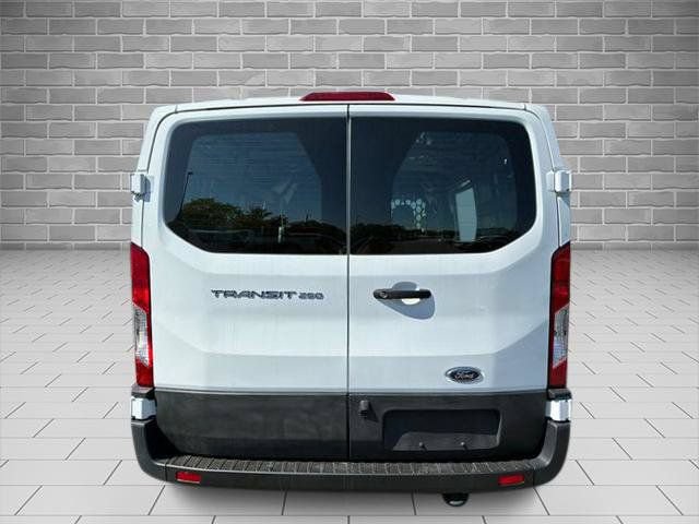 Certified 2025 Ford Transit 250 Low Roof w/ Exterior Upgrade Package RWD image 4