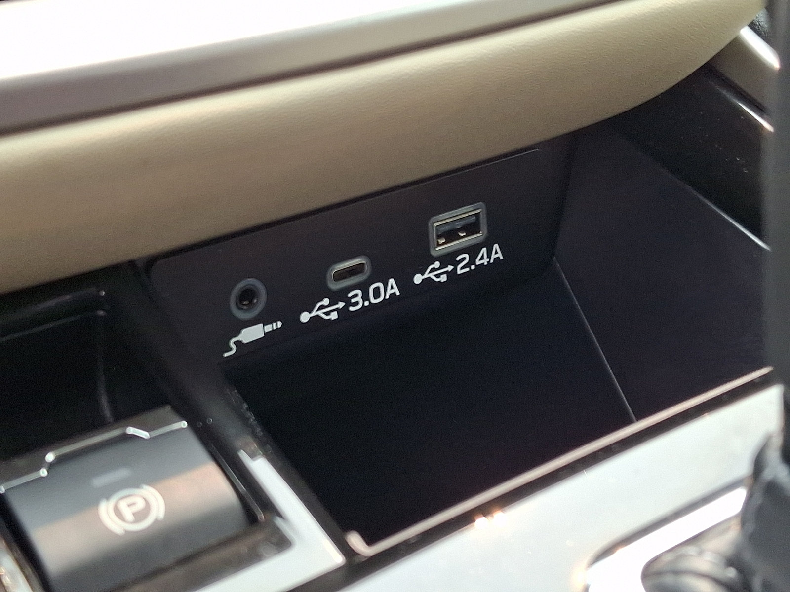 Certified 2025 Subaru Outback Premium AWD/4WD image 22