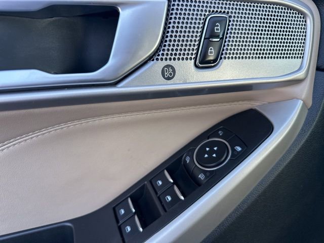 Used 2024 Ford Explorer Limited image 27