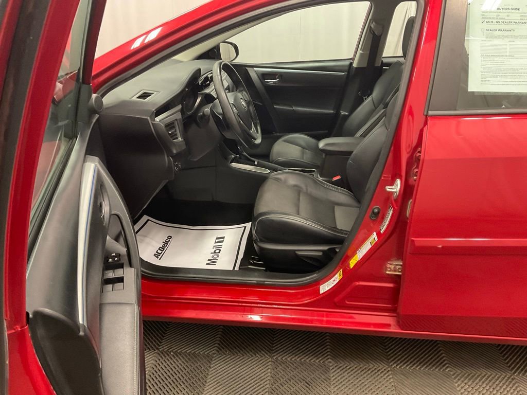 Used 2014 Toyota Corolla S image 4