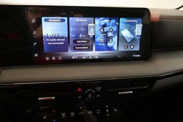 New 2026 Nissan Kicks SR w/ Cold Weather Package FWD image 15