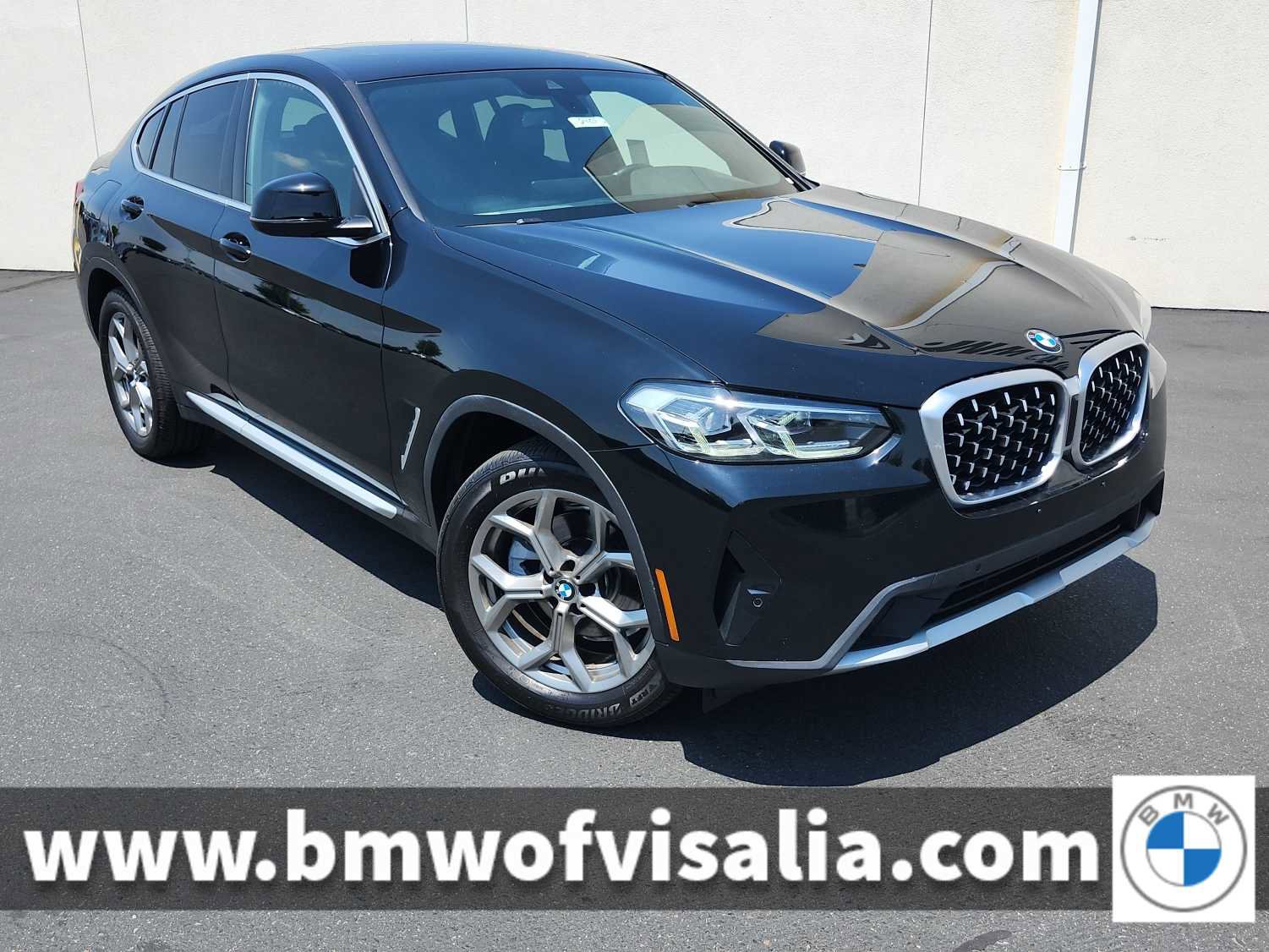 Used 2023 BMW X4 xDrive30i w/ Premium Package AWD/4WD image 1