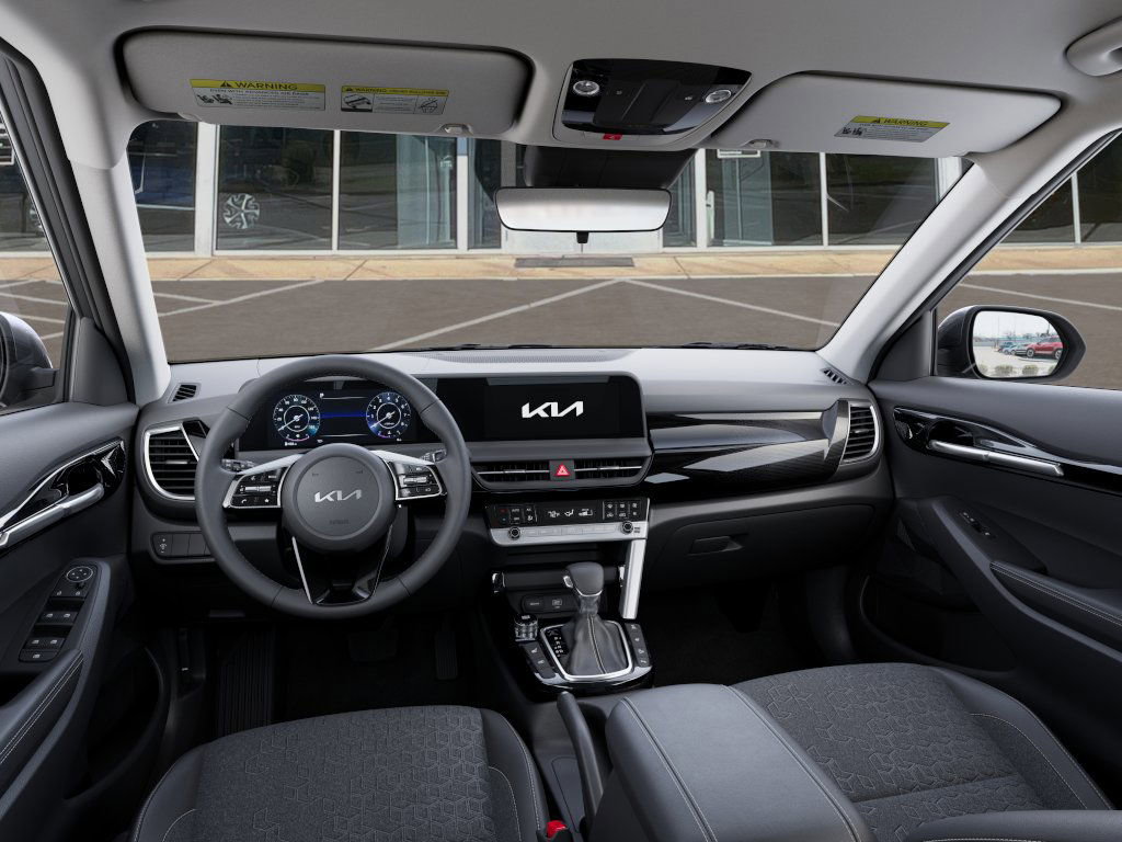 New 2025 Kia Seltos X-Line image 14
