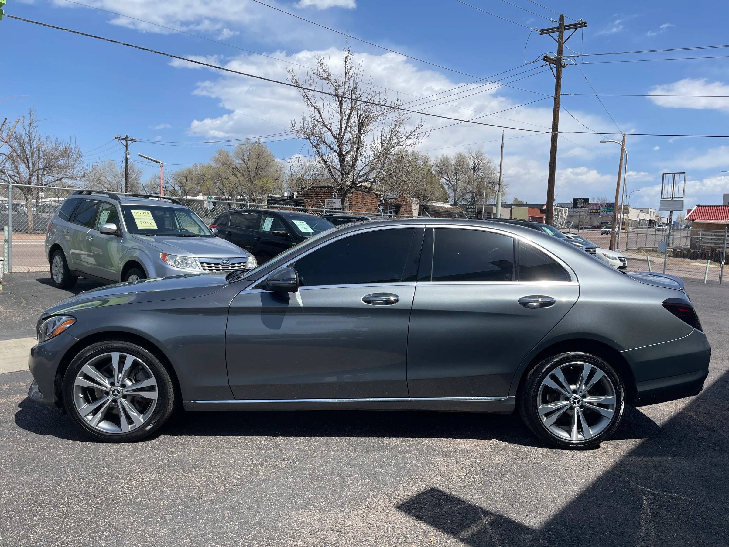 Used 2017 Mercedes-Benz C 300 4MATIC Sedan image 4