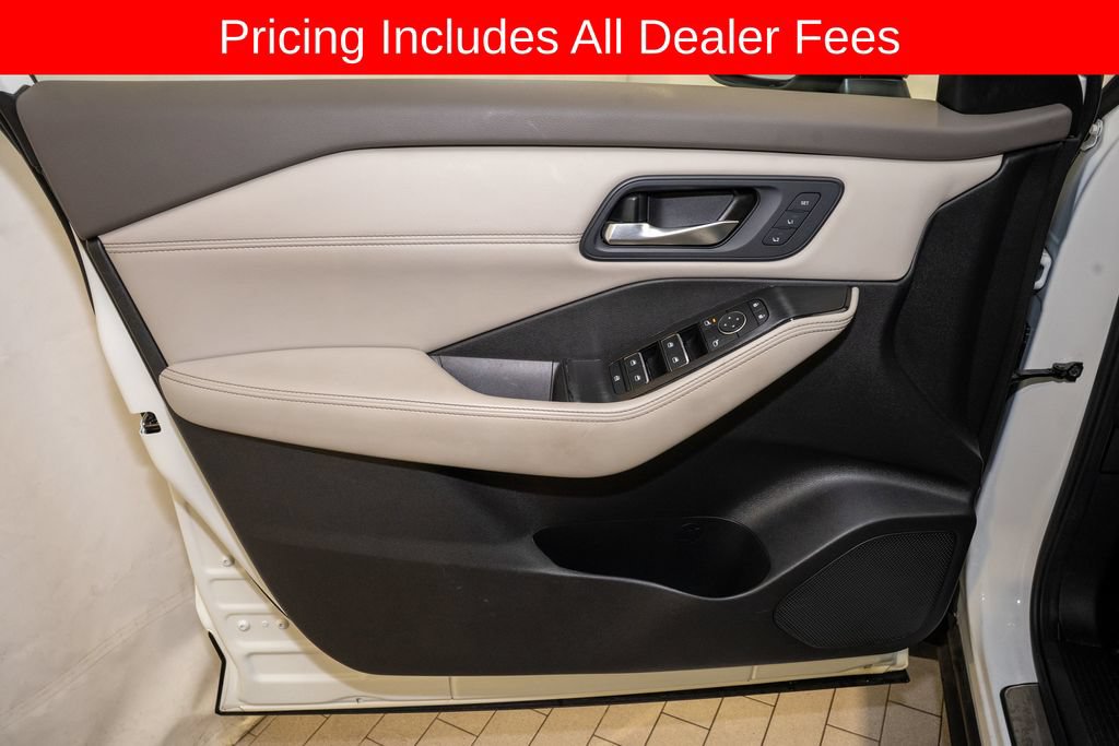 Certified 2023 Nissan Rogue SL w/ SL Premium Package FWD image 13