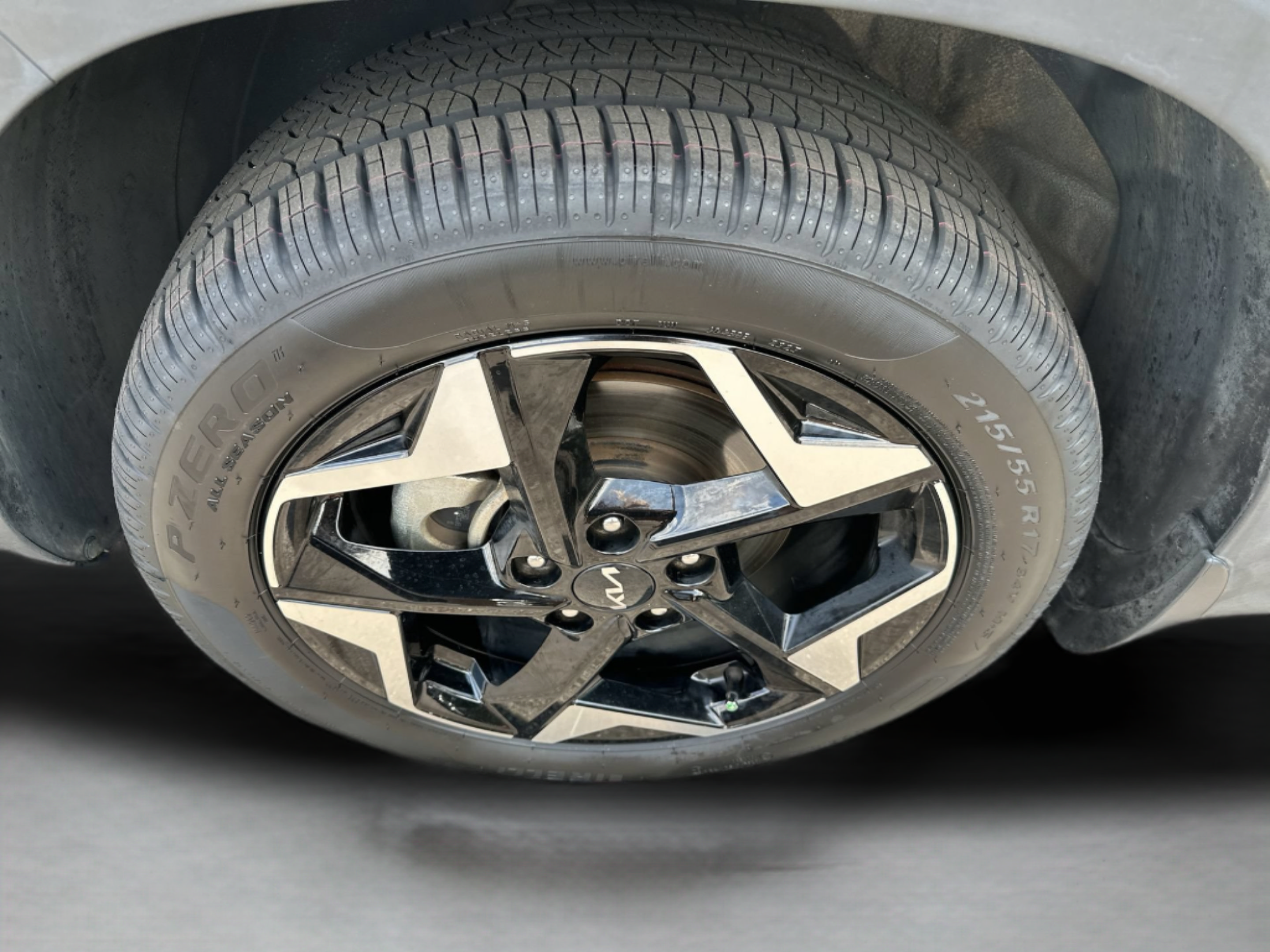 Used 2025 Kia Seltos S FWD image 28