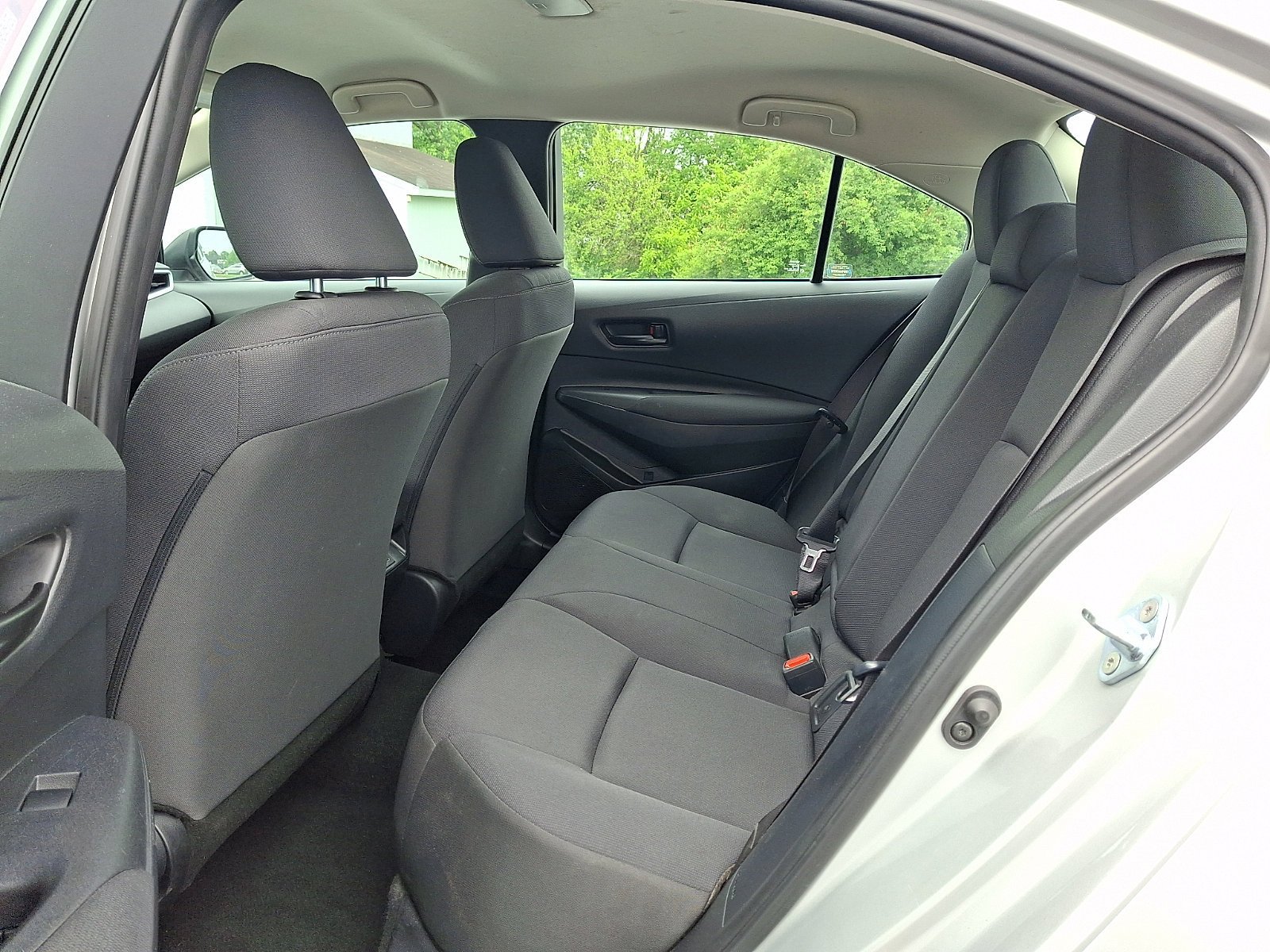 Used 2023 Toyota Corolla LE FWD image 11