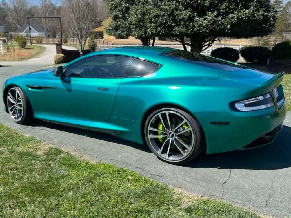 Used 2015 Aston Martin DB9 Coupe RWD image 11