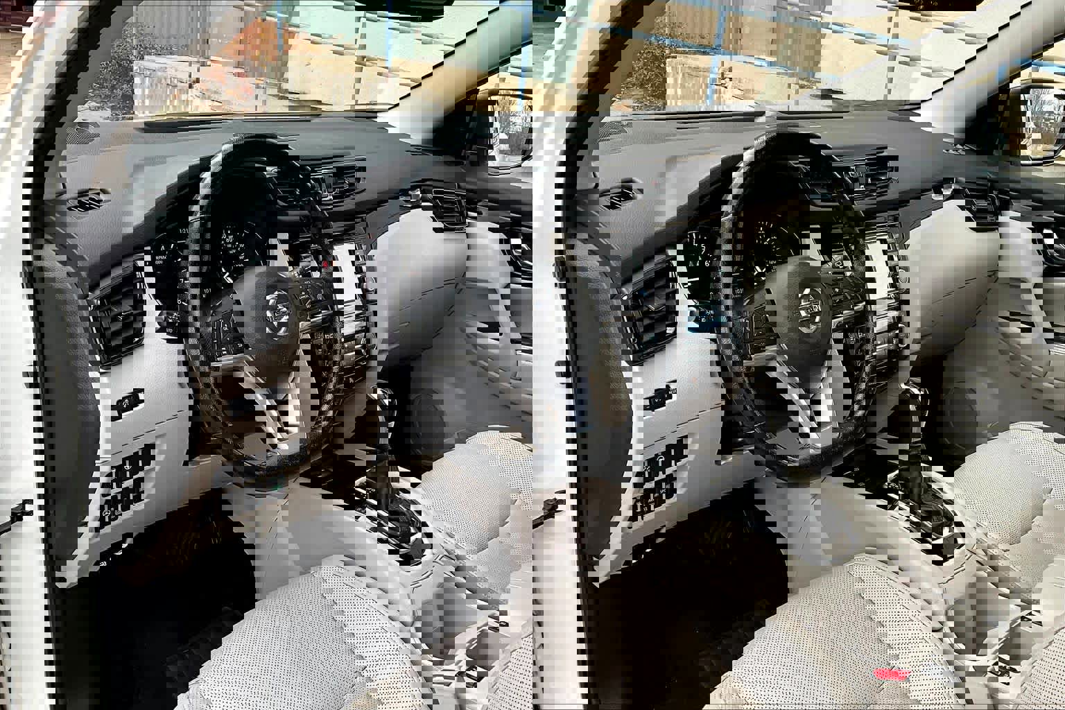 Used 2022 Nissan Rogue Sport SL w/ Premium Package image 18