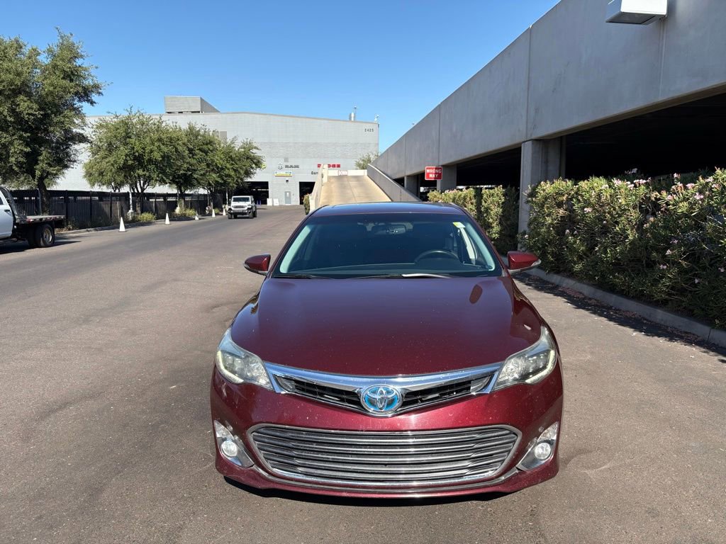 Used 2014 Toyota Avalon Limited FWD image 3