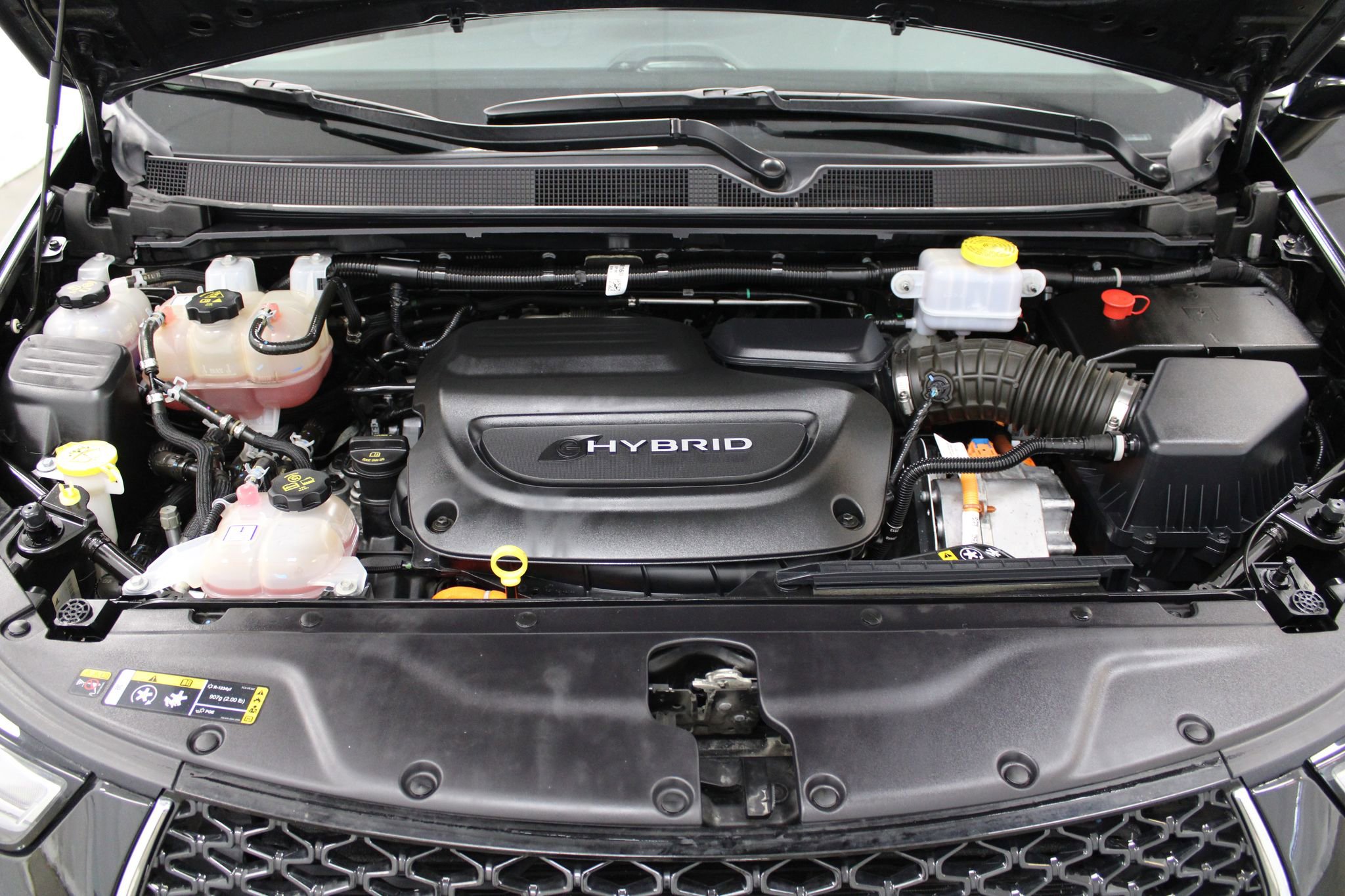 Used 2024 Chrysler Pacifica Select image 8