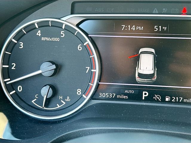 Used 2023 Nissan Rogue SV AWD/4WD image 13