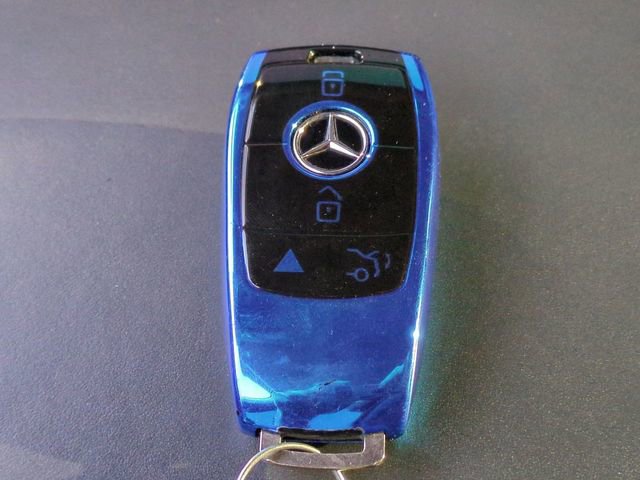 Used 2019 Mercedes-Benz S 560 Sedan image 28