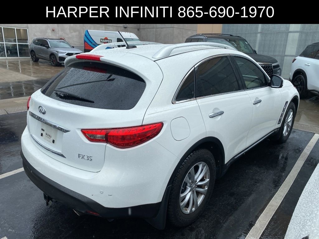 Used 2011 INFINITI FX35 2WD w/ Premium Pkg image 3