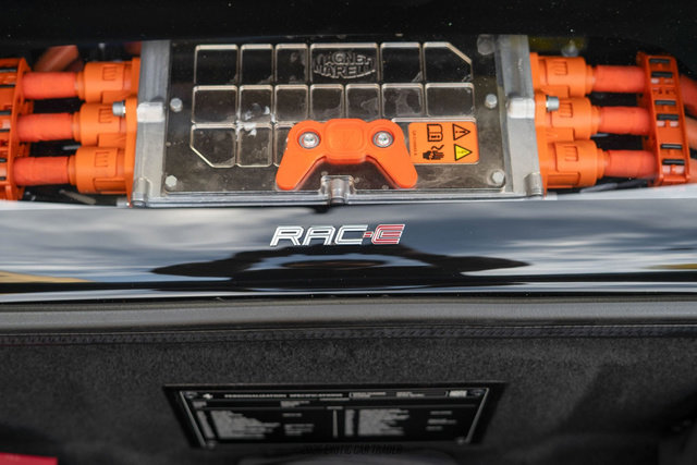 Used 2025 Ferrari SF90 Spider image 79