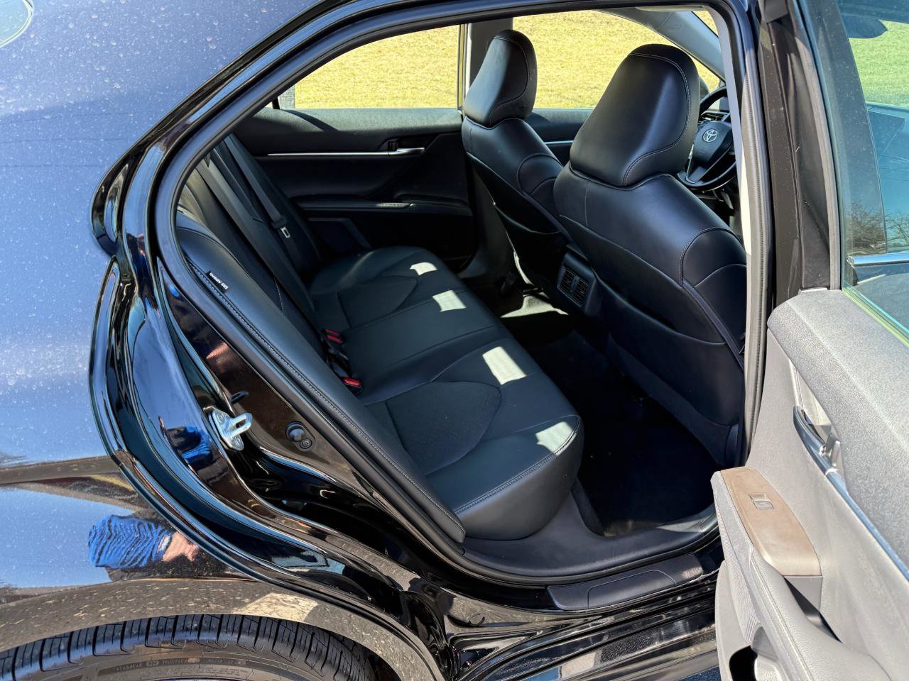 Used 2021 Toyota Camry XSE FWD image 21