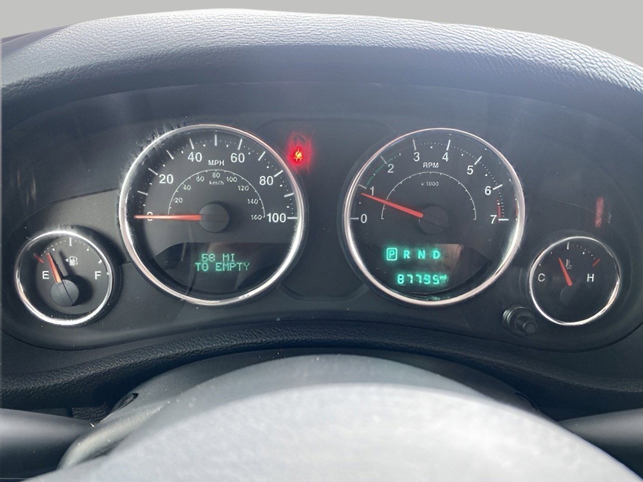 Used 2017 Jeep Wrangler Unlimited Rubicon w/ Connectivity Group image 11