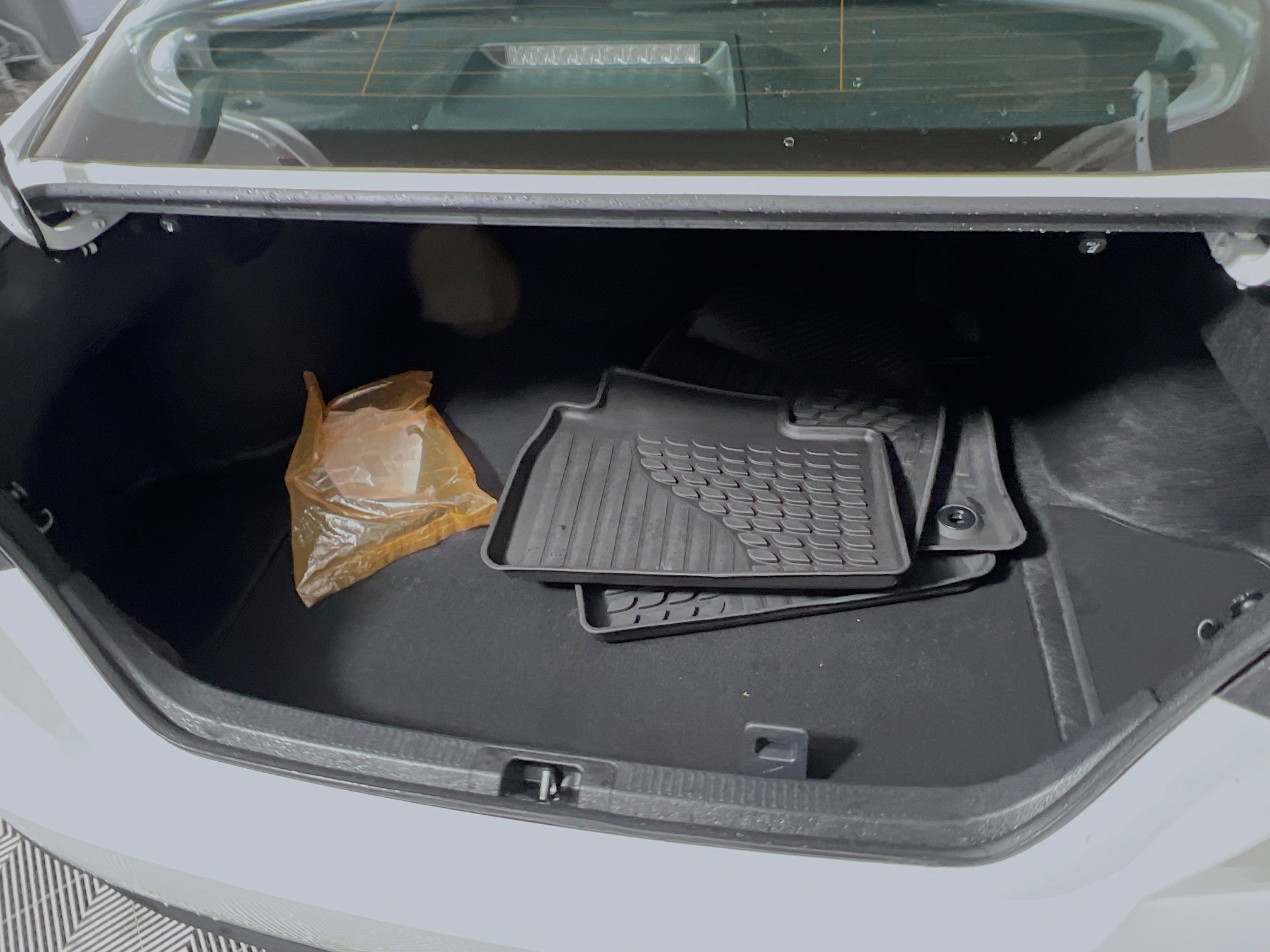Used 2025 Toyota Camry SE w/ Multimedia Upgrade Package FWD image 34