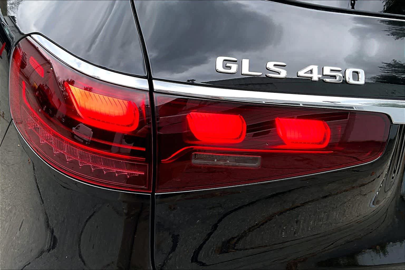 New 2026 Mercedes-Benz GLS 450 4MATIC image 6
