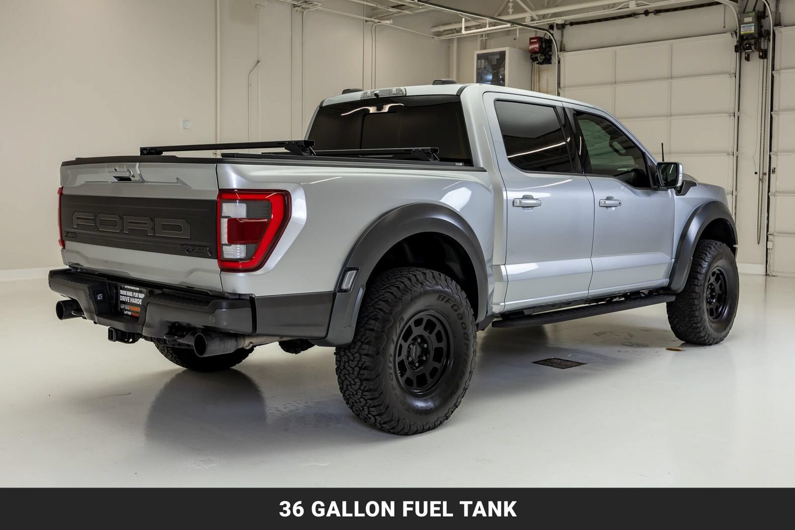 Used 2023 Ford F150 Raptor w/ Raptor Carbon Fiber Package AWD/4WD image 9