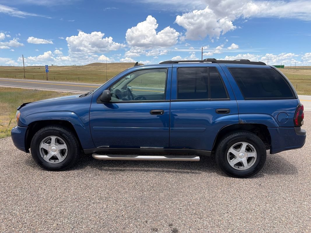 Used 2006 Chevrolet TrailBlazer LS w/ LS Preferred Equipment Group AWD/4WD image 2