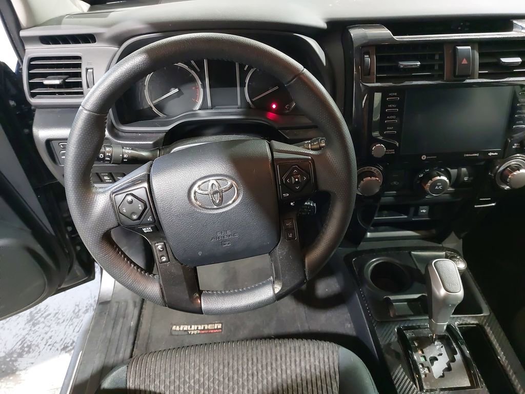 Used 2023 Toyota 4Runner TRD Off-Road AWD/4WD image 17