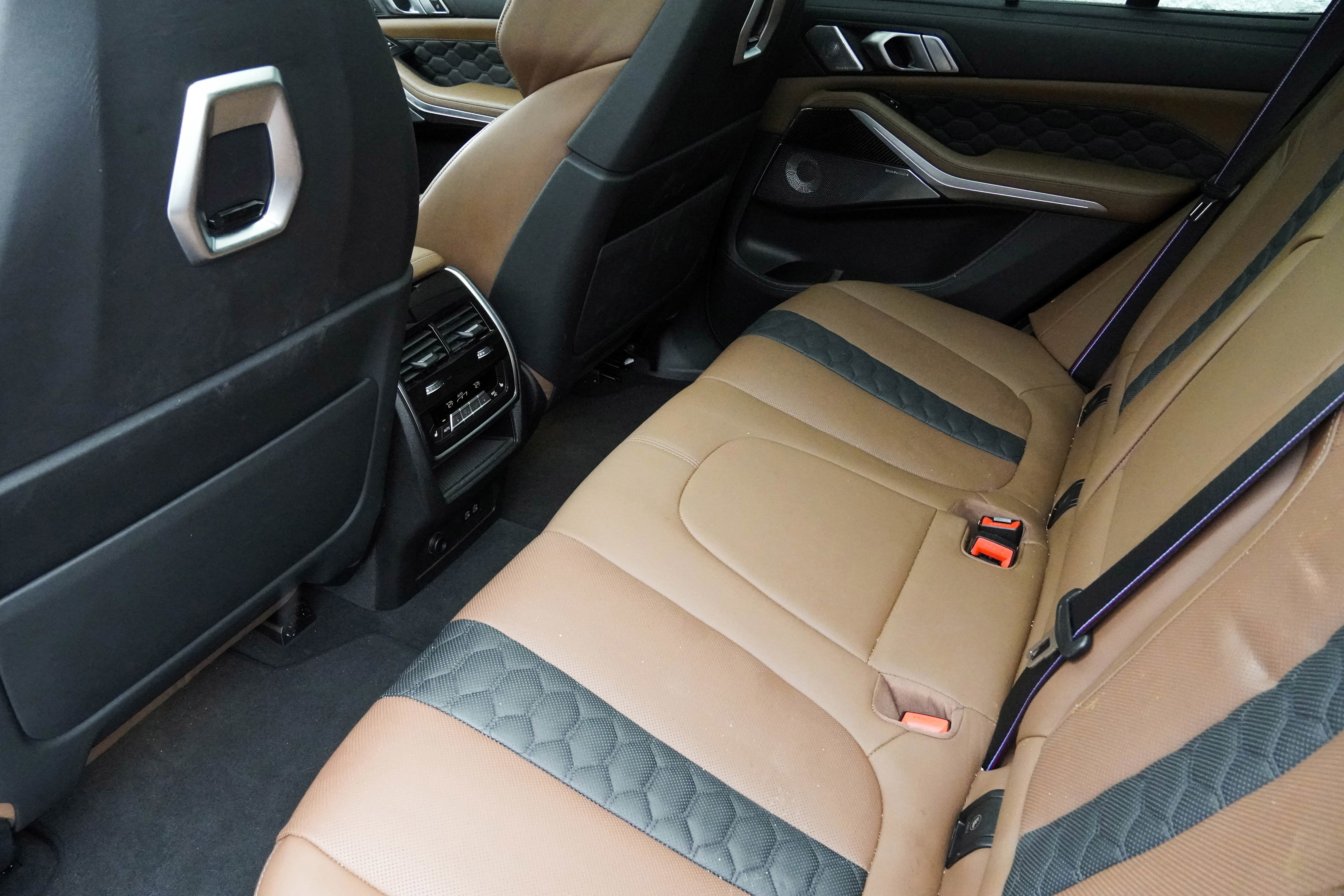 Used 2025 BMW X5 M Competition w/ Executive Package AWD/4WD image 36