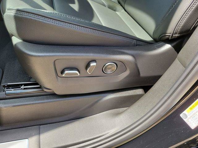 New 2026 GMC Yukon Denali AWD/4WD image 12