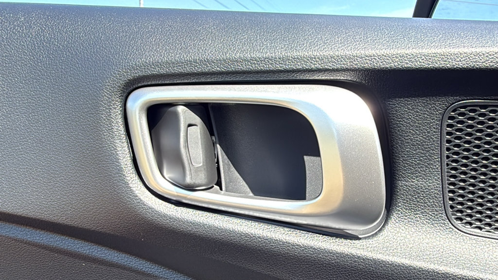 New 2026 Hyundai Venue SEL FWD image 17