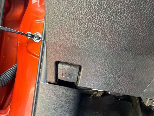 Used 2016 Toyota RAV4 XLE FWD image 31