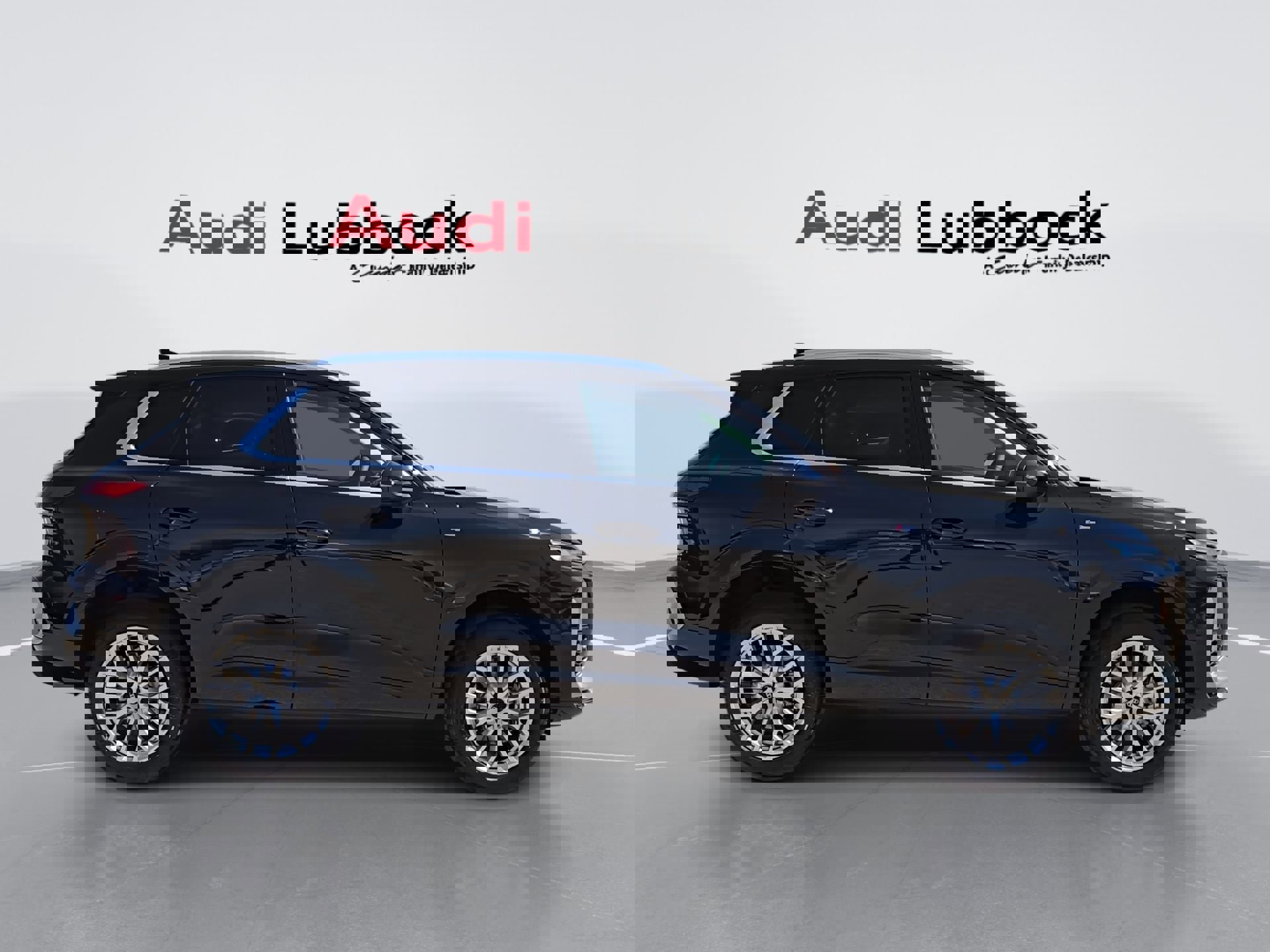 New 2026 Audi Q3 quattro 2.0T AWD/4WD image 9