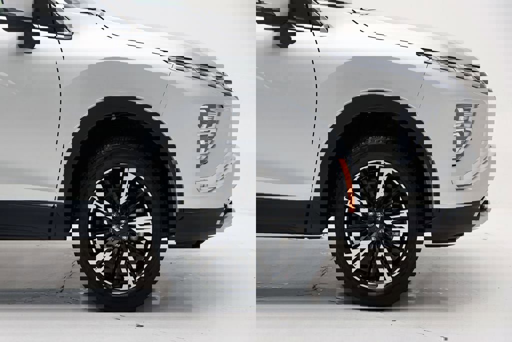 Used 2025 Mitsubishi Eclipse Cross SE image 4