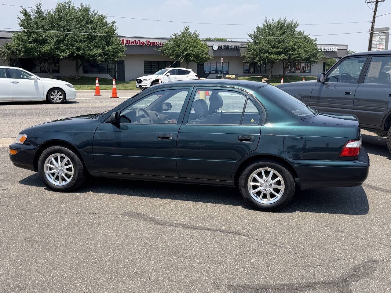 Used 1996 Toyota Corolla FWD image 9