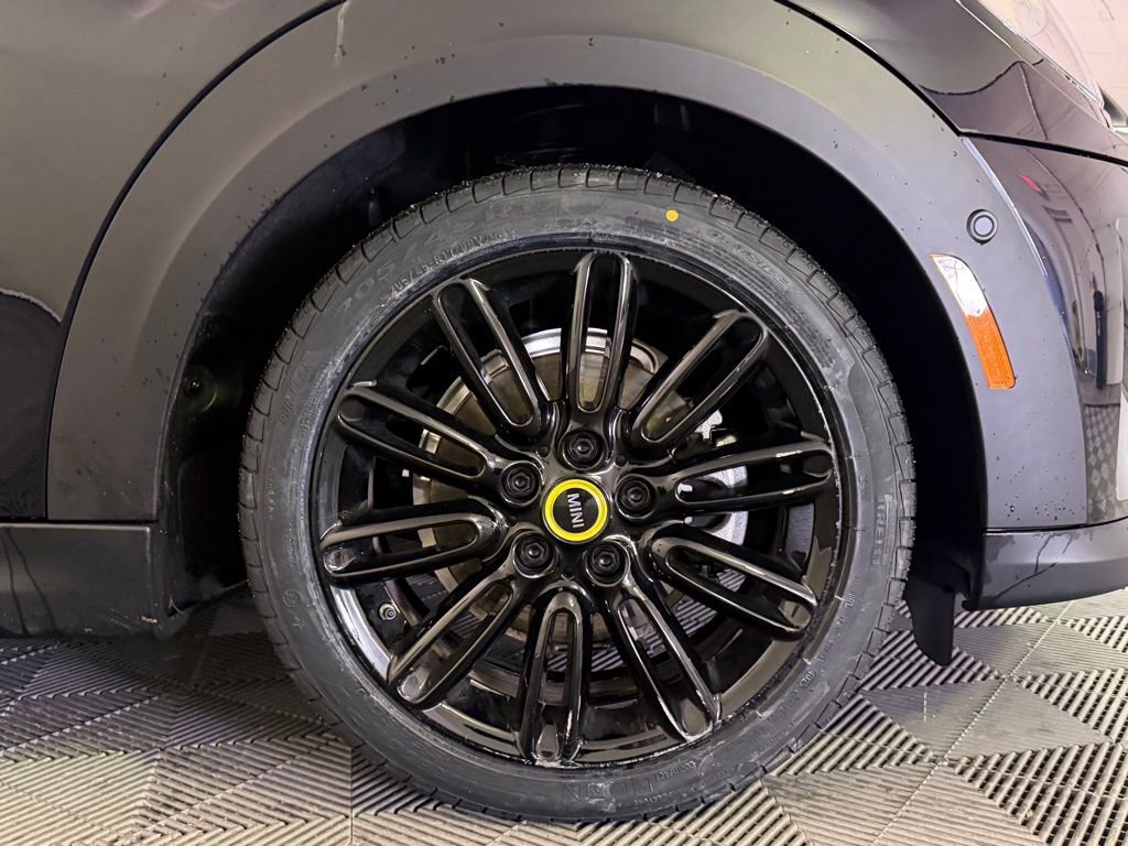 Certified 2023 MINI Cooper SE image 11