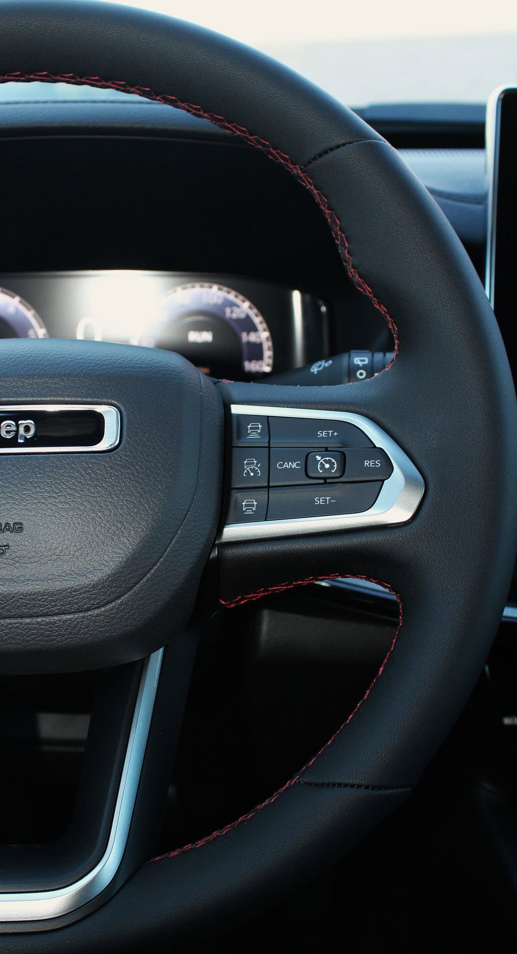 New 2026 Jeep Compass Trailhawk w/ Sun, Sound & Navigation Group image 23