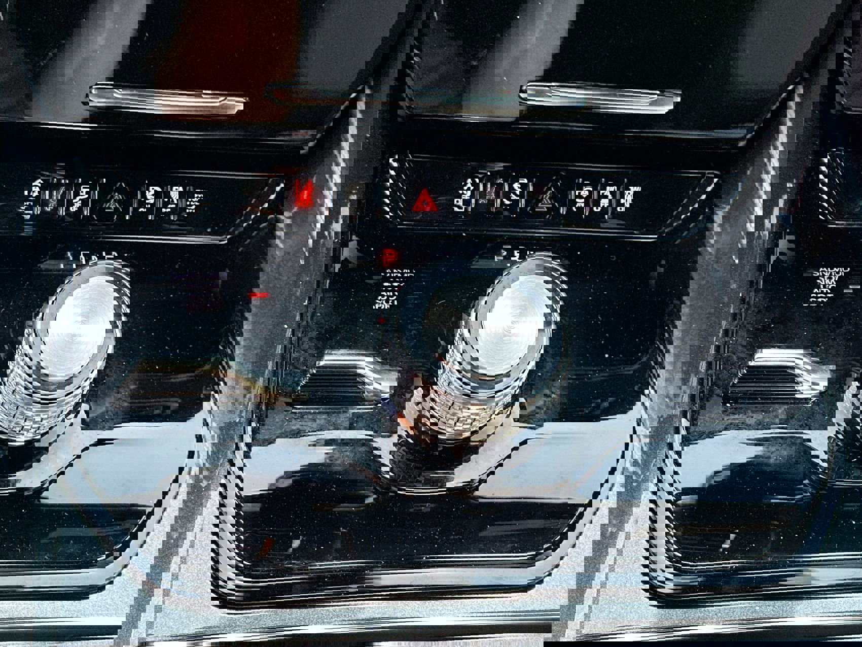 New 2024 Jeep Wagoneer 4WD w/ Convenience Group I image 20