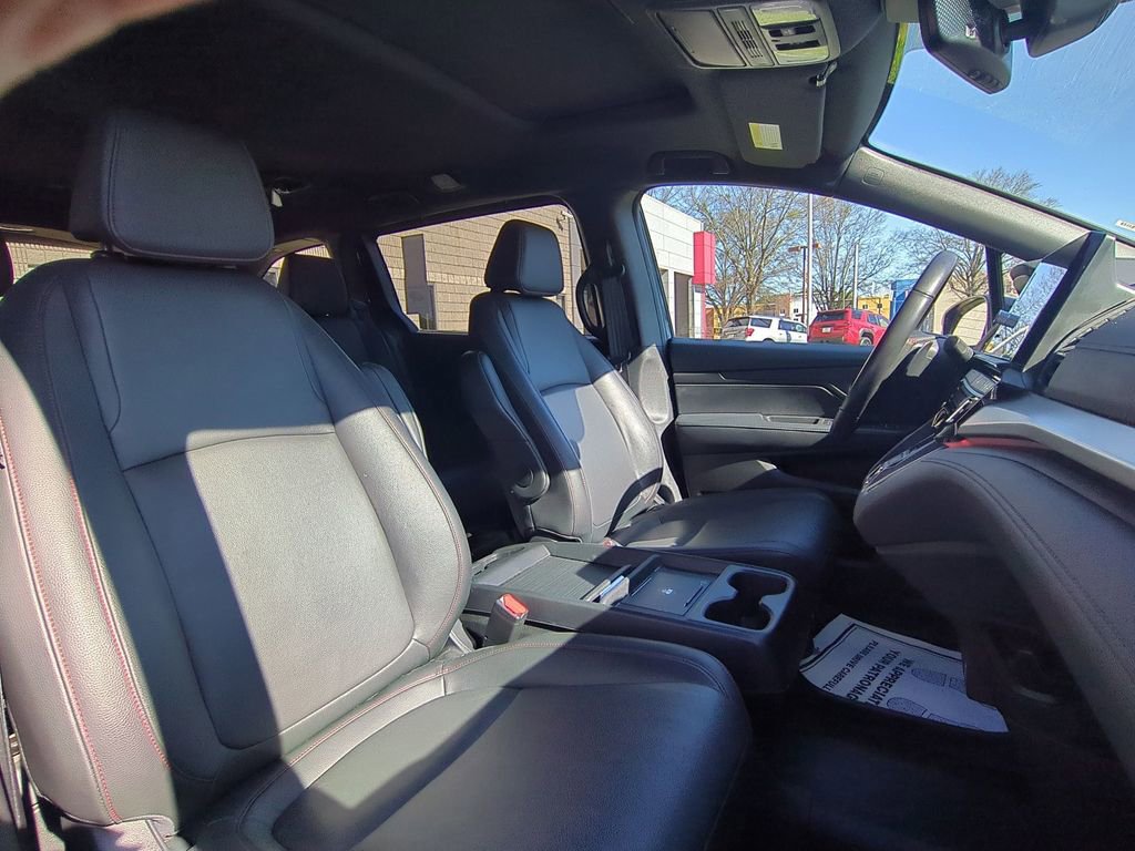 Used 2025 Honda Odyssey Sport-L image 28