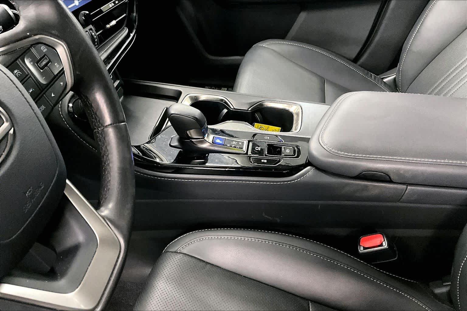 Used 2024 Lexus NX 250 FWD image 16
