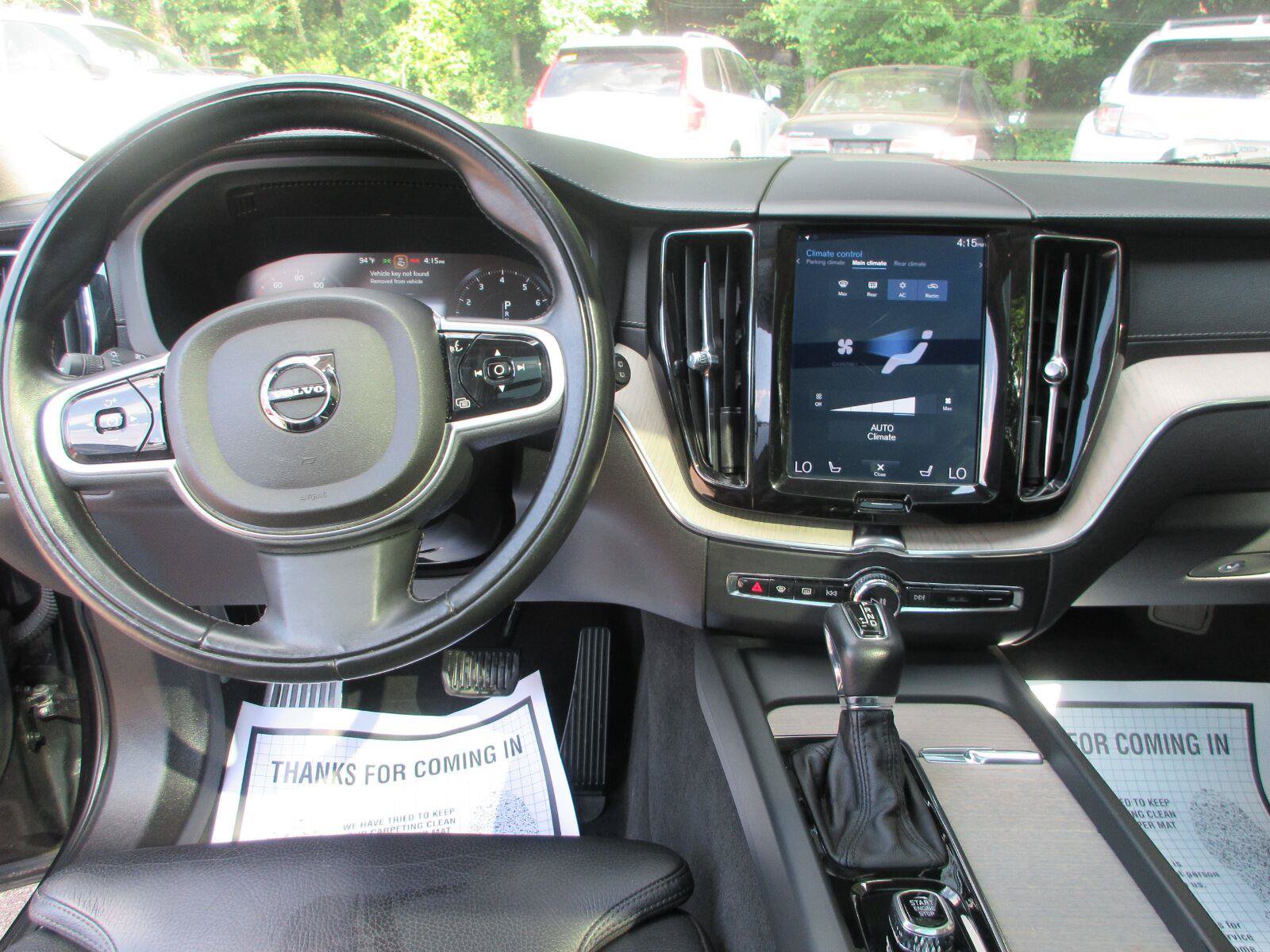 Used 2018 Volvo XC60 T5 Inscription w/ Convenience Package AWD/4WD image 12