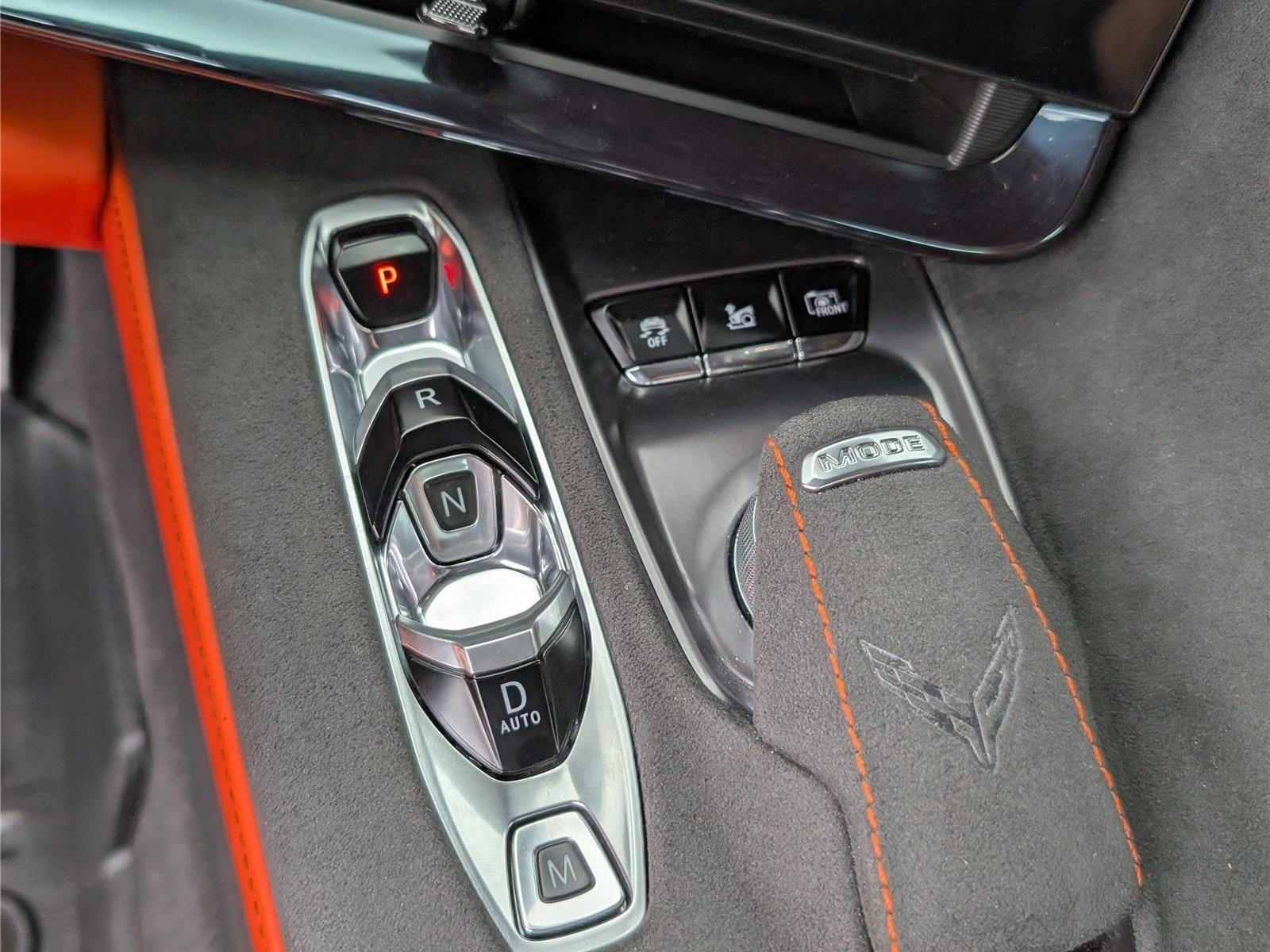 Used 2025 Chevrolet Corvette E-Ray w/ Stealth Interior Trim Package AWD/4WD image 31