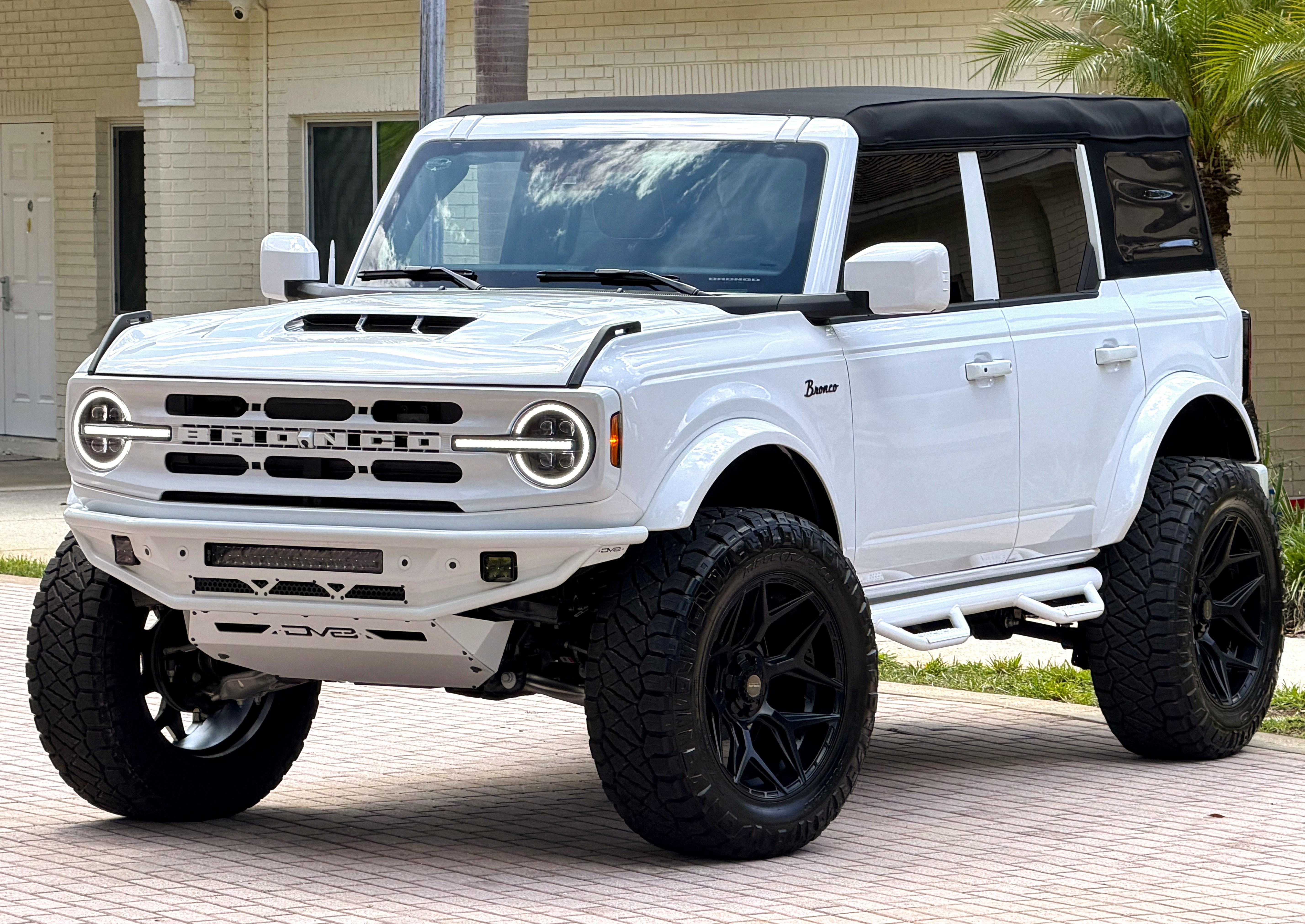 Used 2026 Ford Bronco Outer Banks AWD/4WD image 10
