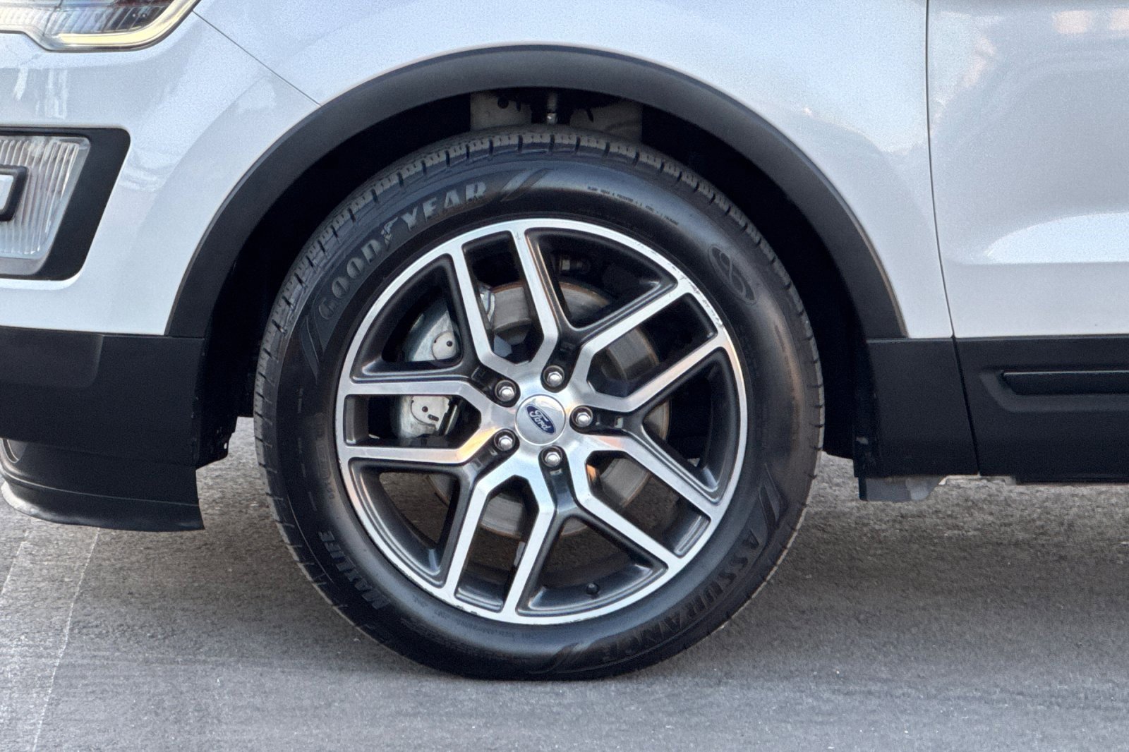 Used 2017 Ford Explorer Sport w/ Equipment Group 401A image 12