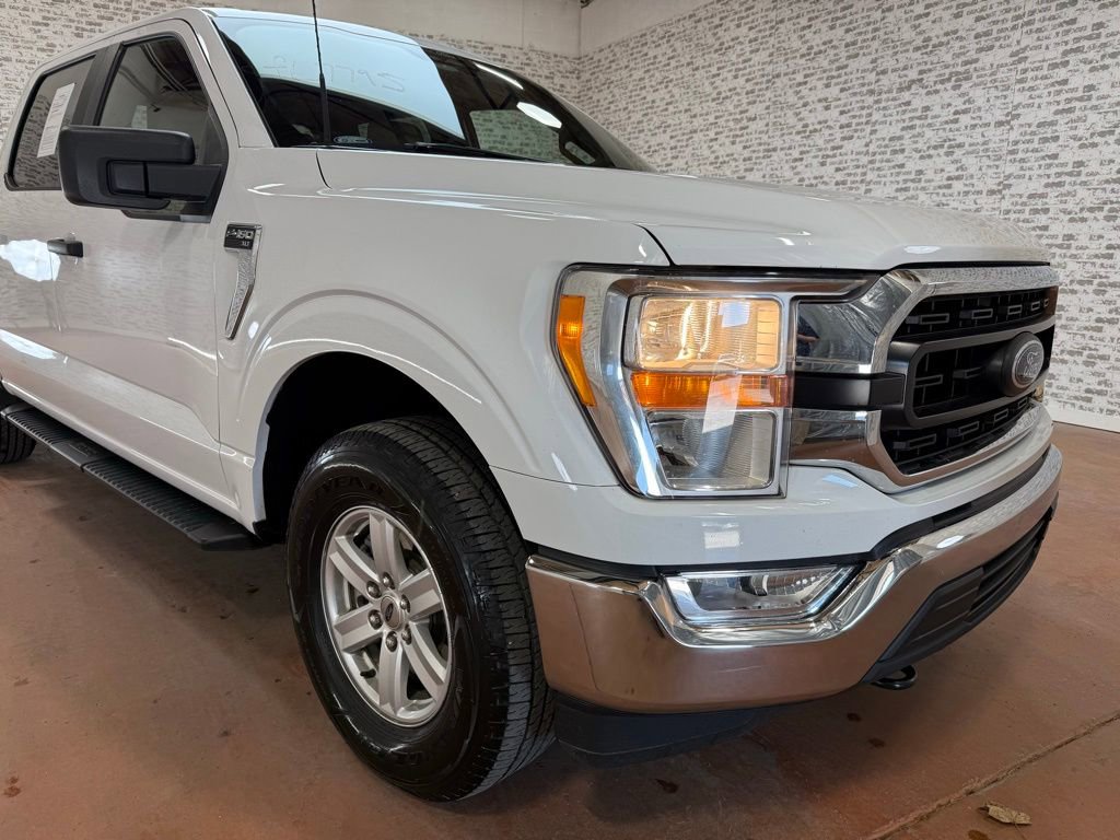 Used 2022 Ford F150 XLT w/ Trailer Tow Package image 9