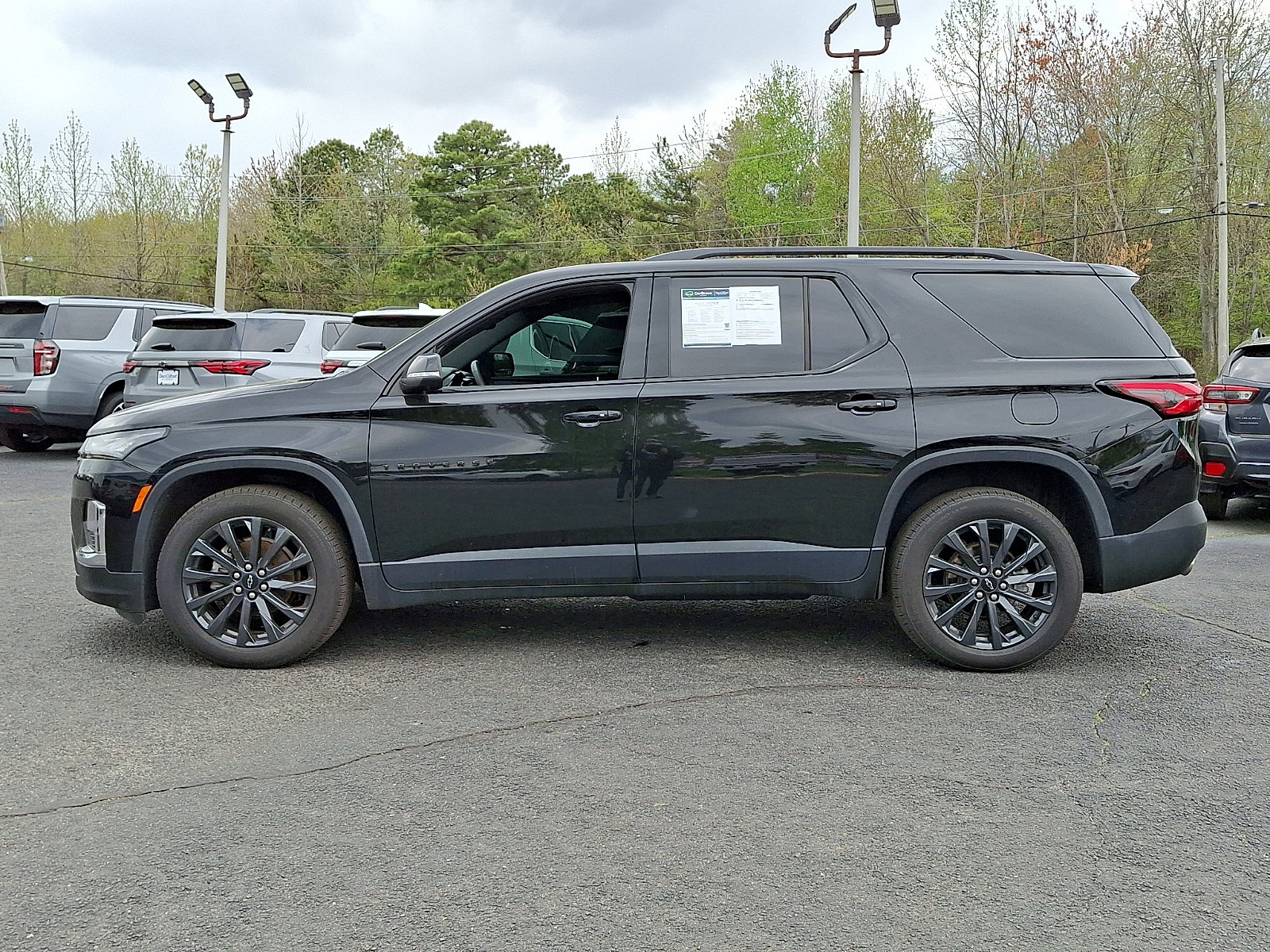 Certified 2023 Chevrolet Traverse RS w/ LPO, Floor Liner Package AWD/4WD image 4