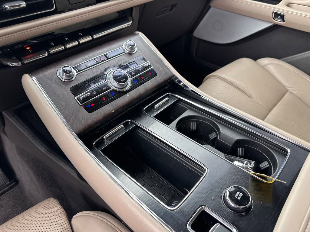 Used 2023 Lincoln Aviator Reserve w/ Equipment Group 201A image 35