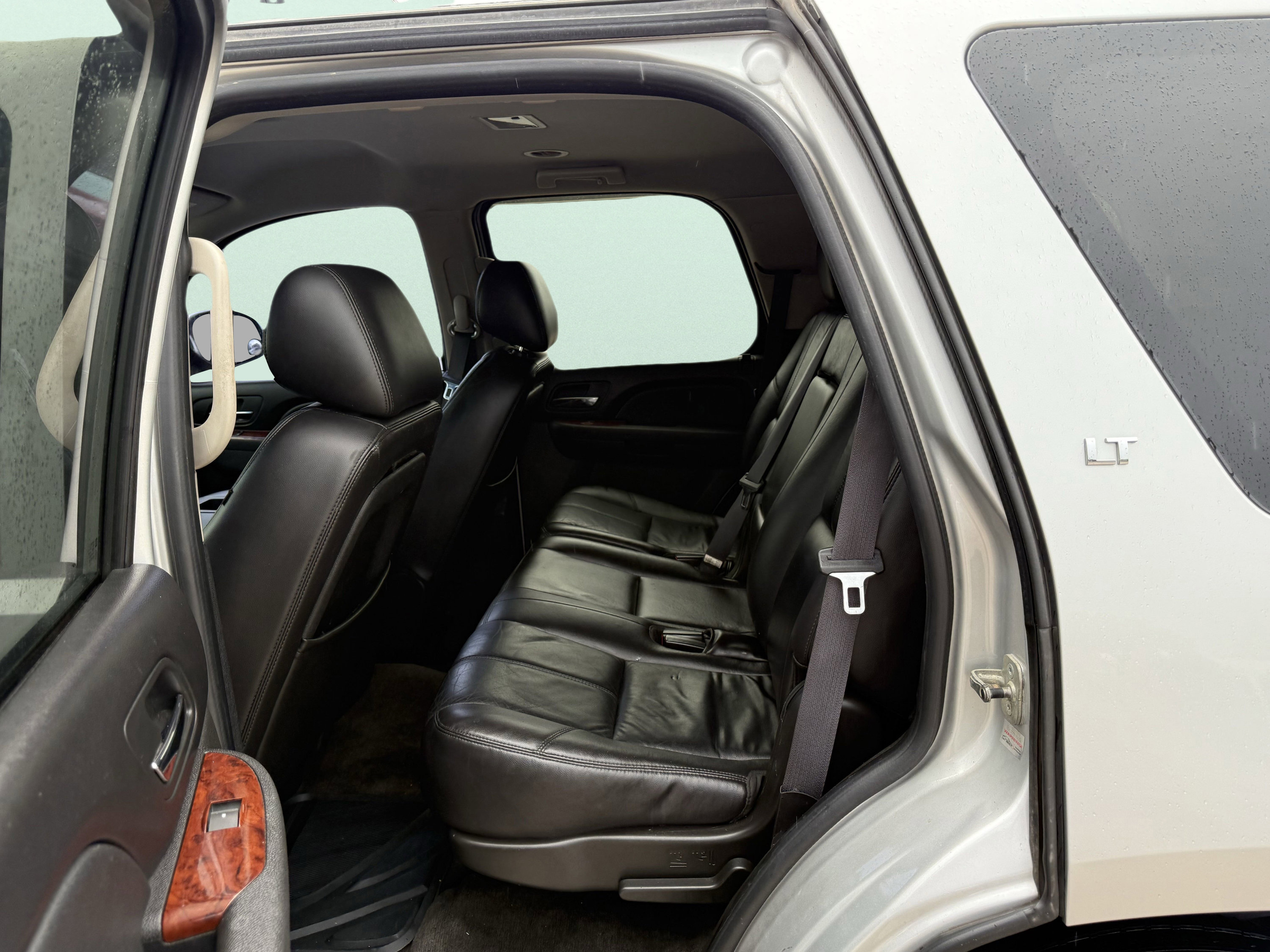 Used 2011 Chevrolet Tahoe LT image 34