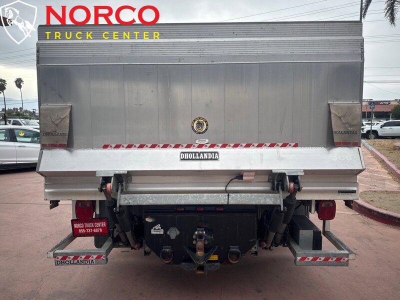 Used 2017 RAM 5500 SLT w/ Quick Order Package 29G SLT image 9