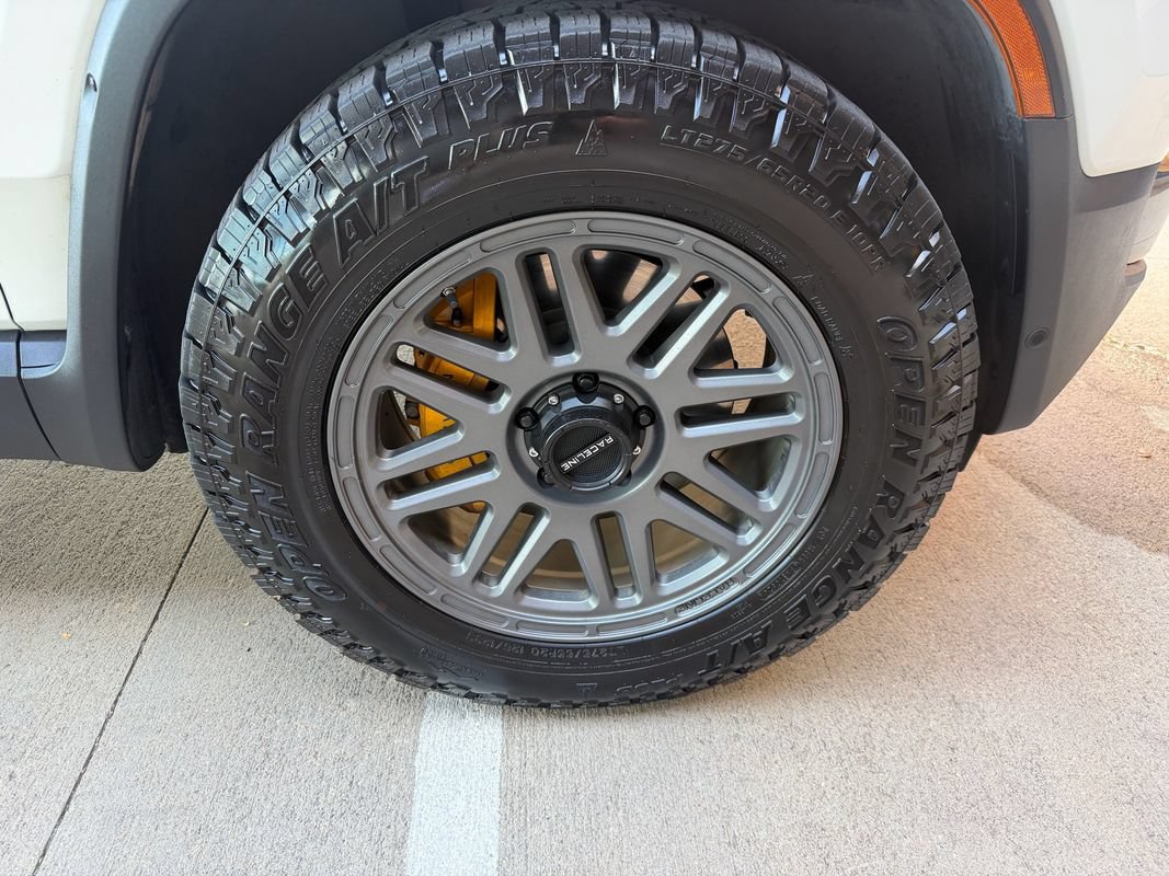 Used 2022 Rivian R1T Adventure AWD/4WD image 45
