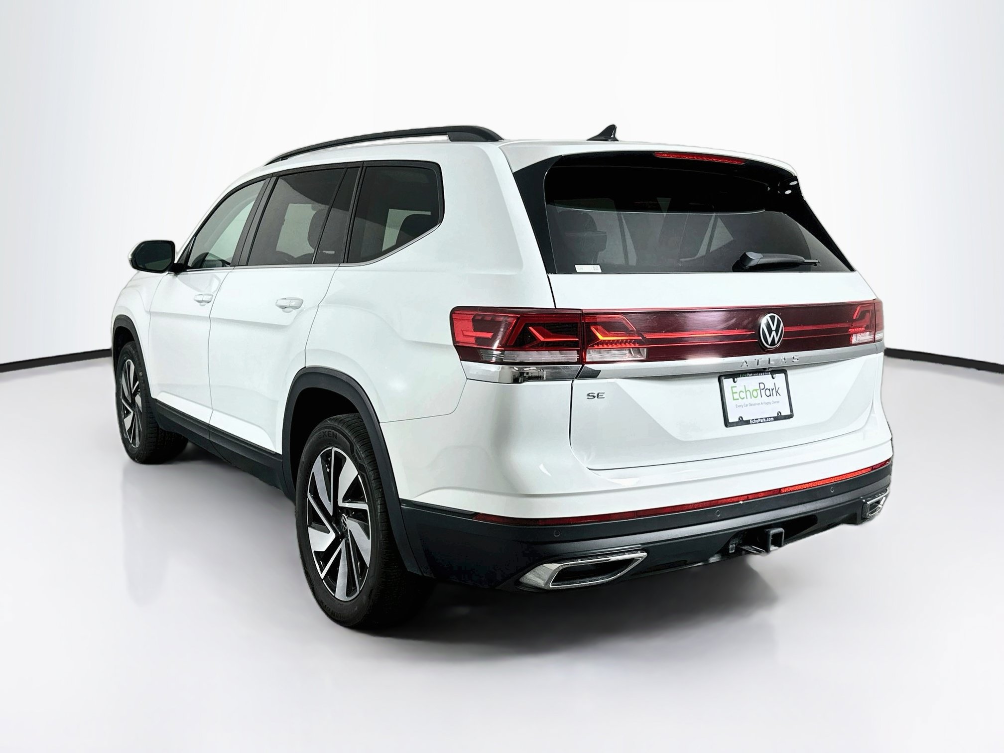 Used 2025 Volkswagen Atlas SE FWD image 5