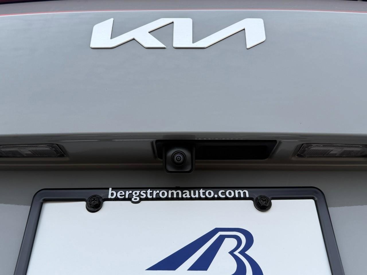 Certified 2026 Kia Carnival SX image 11